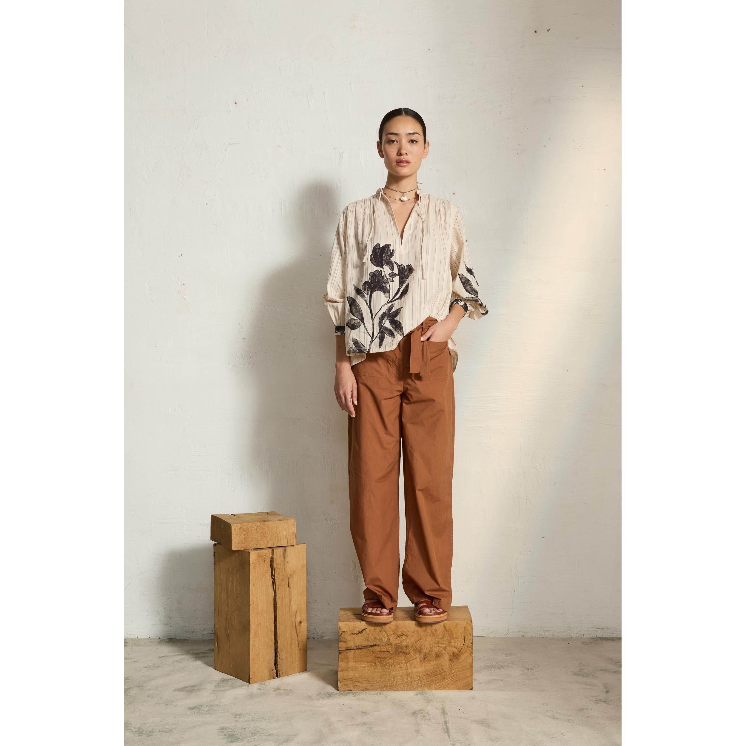Blouse Venaco Imprime Orchids - White