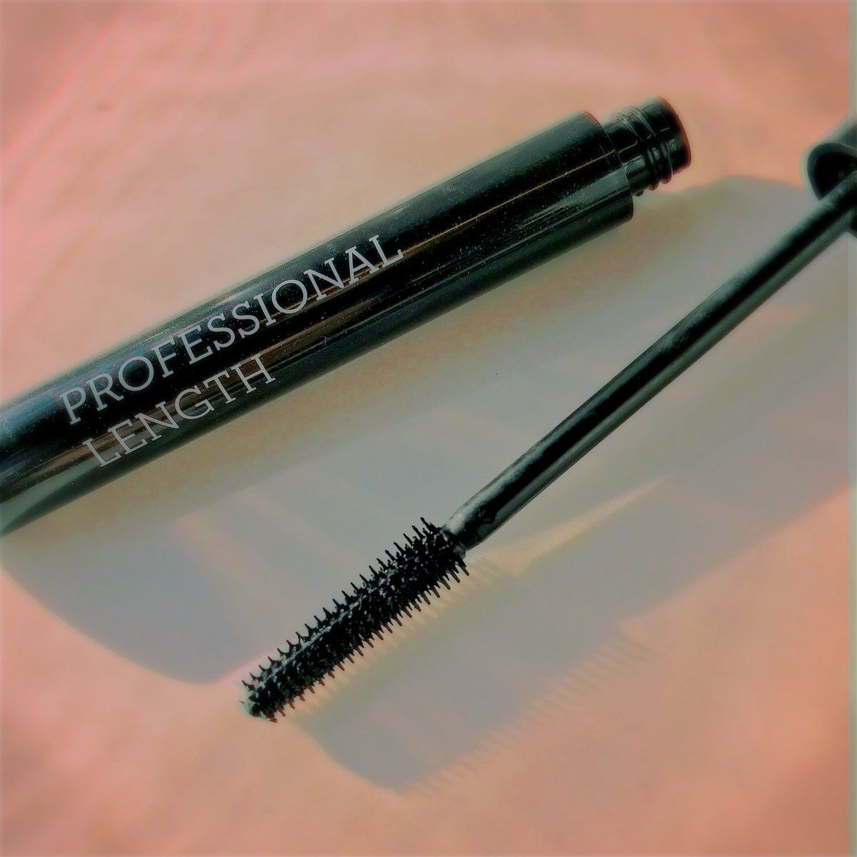 Mascara Effet Allongeant - Noir - Korres - The Bradery