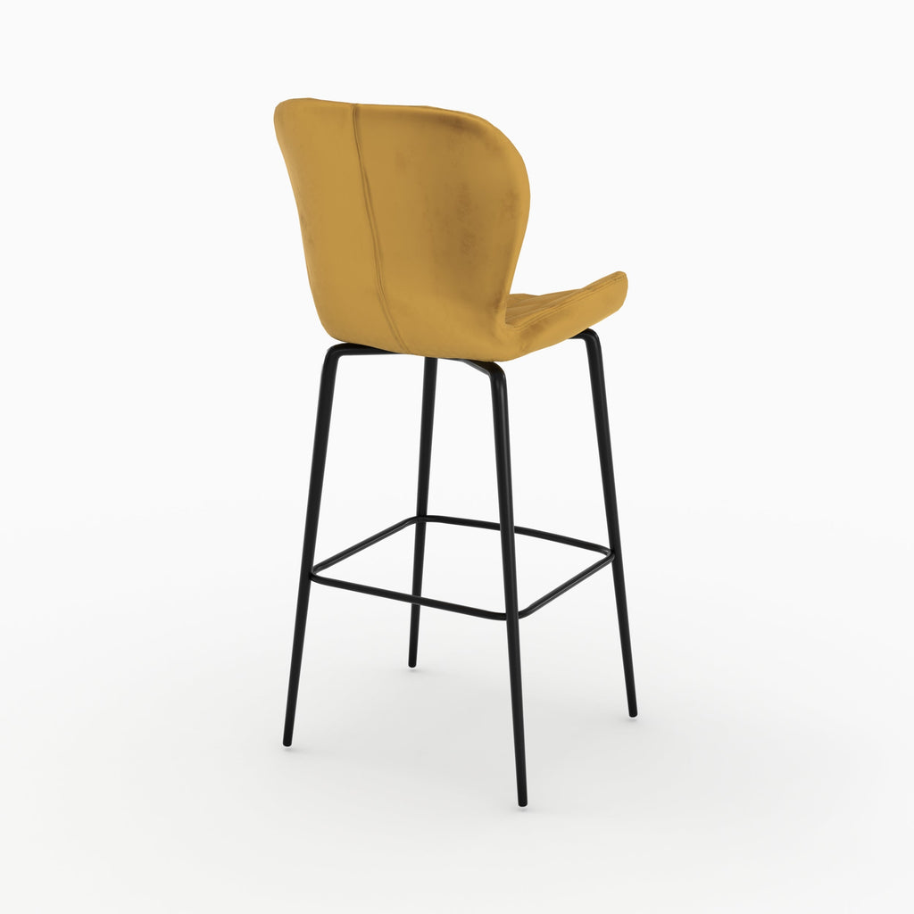 mazzia chaise de bar en velours jaune curry matelassee