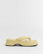 MIM Sandalia plana Brust Amarillo