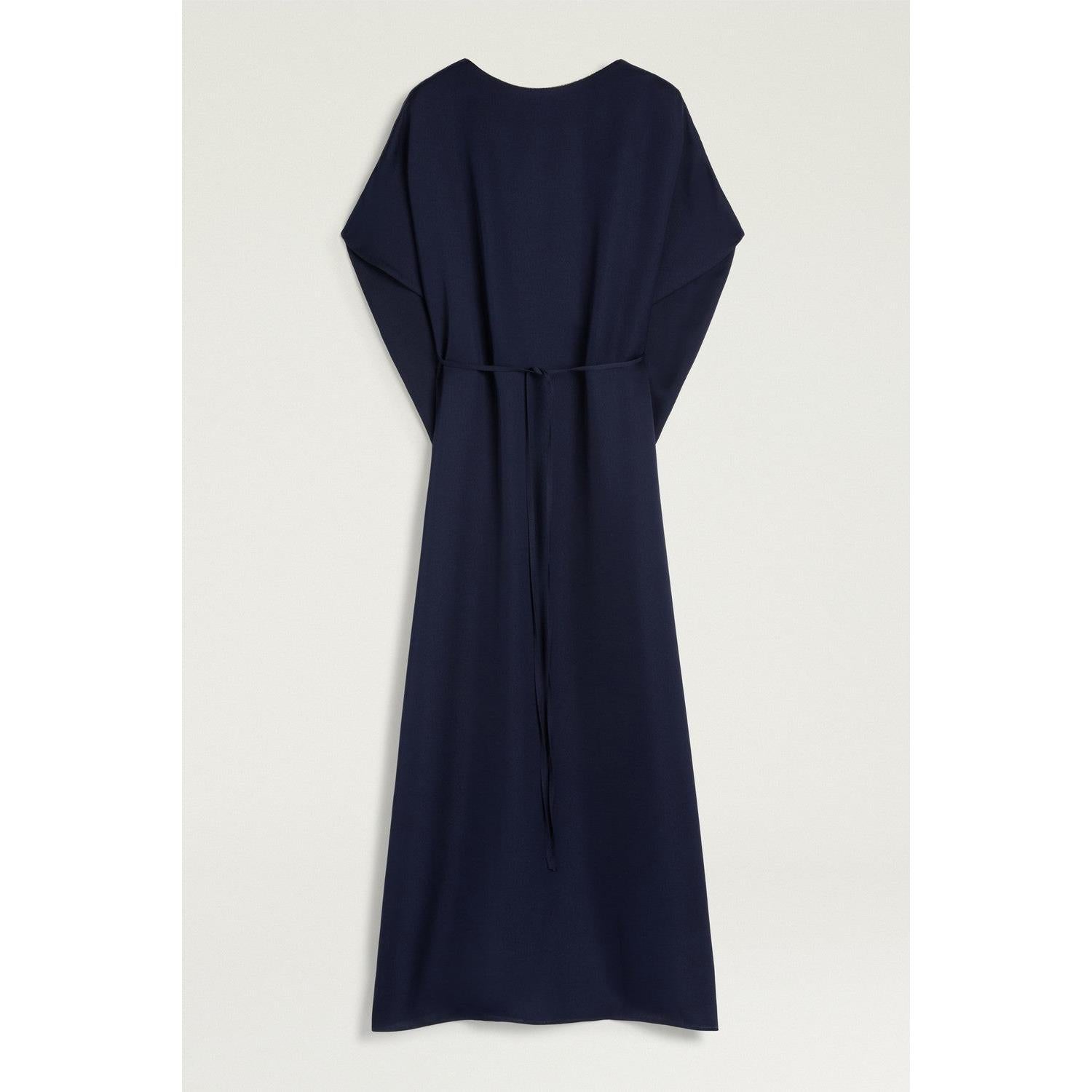 Robe Sakari