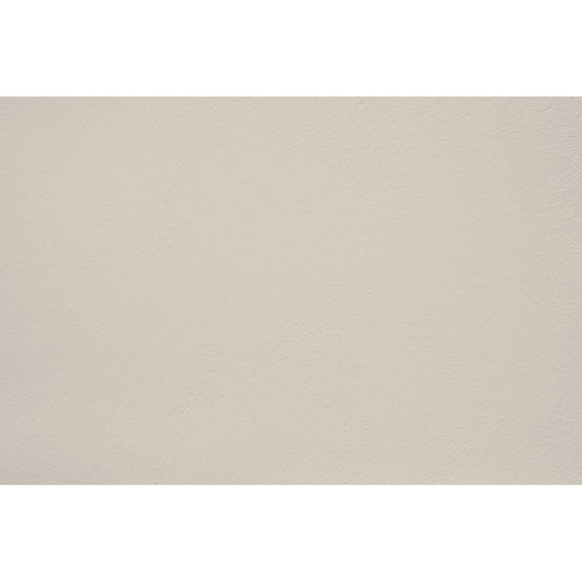 Peinture Farmhouse appliquée sur un mur - teinte beige gris clair
