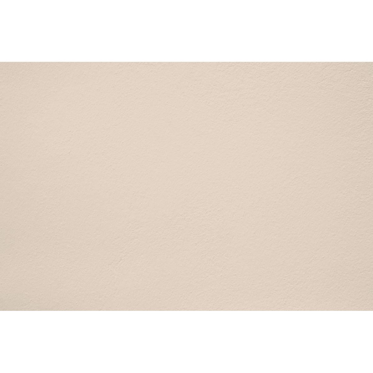 Peinture Goudes enough appliquée sur un mur - teinte blanc lin