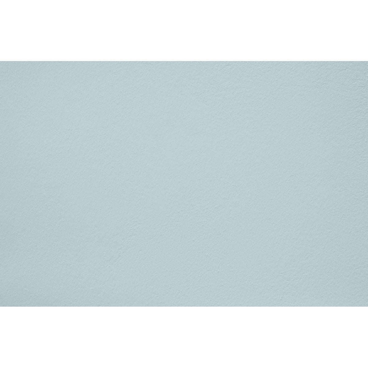 Peinture Okinawa fog appliquée sur un mur - teinte bleu clair