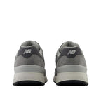 Baskets 880 - Gris