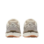 Baskets P-6000 - Blanc