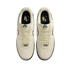Baskets Air Force 1 '07 LV8 - Kaki clair