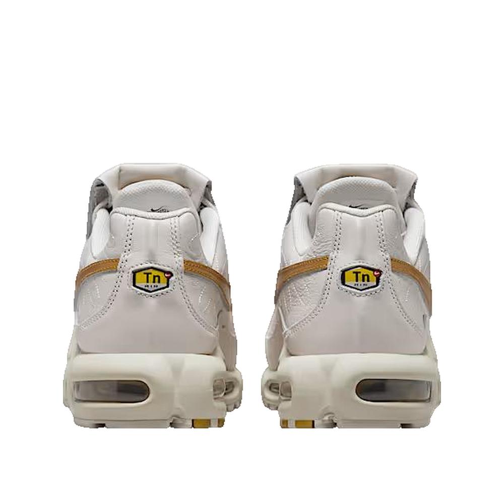 Baskets Air Max Plus Tiempo Metallic Gold - Ivoire
