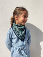petit-foulard-motif-graou-bleu-vert-enfant-milinane