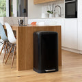 Poubelle de cuisine à pédale 40L Design GREENWICH Noir mat en acier Inox avec seau couvercle bombé