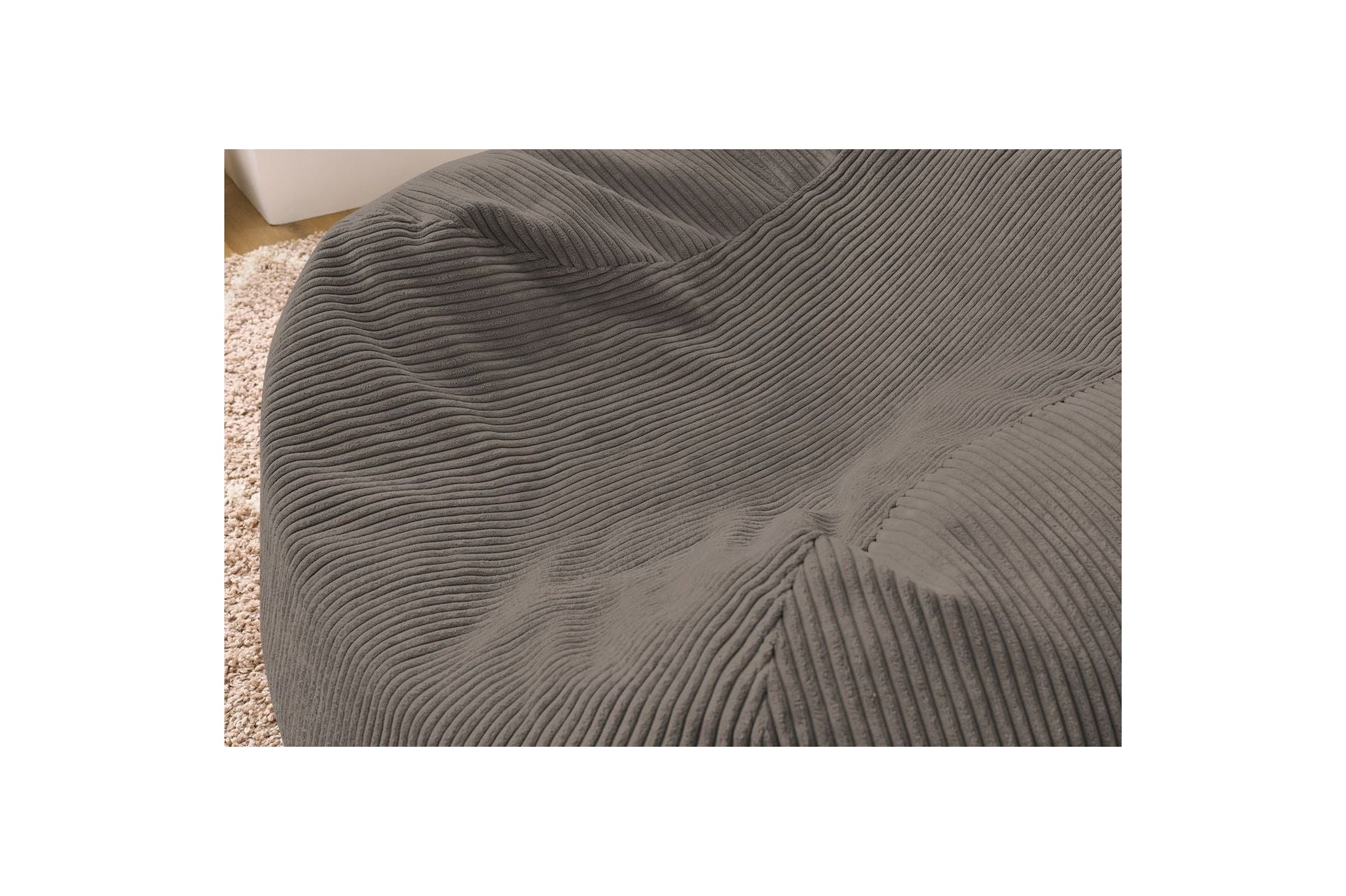 Pouf ultra moelleux VOLTAIRE velours côtelé - BOBOCHIC - The Bradery