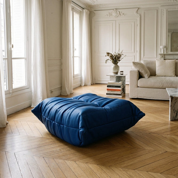 Pouf Togo Bleu Par Michel Ducaroy Pour Ligne Roset