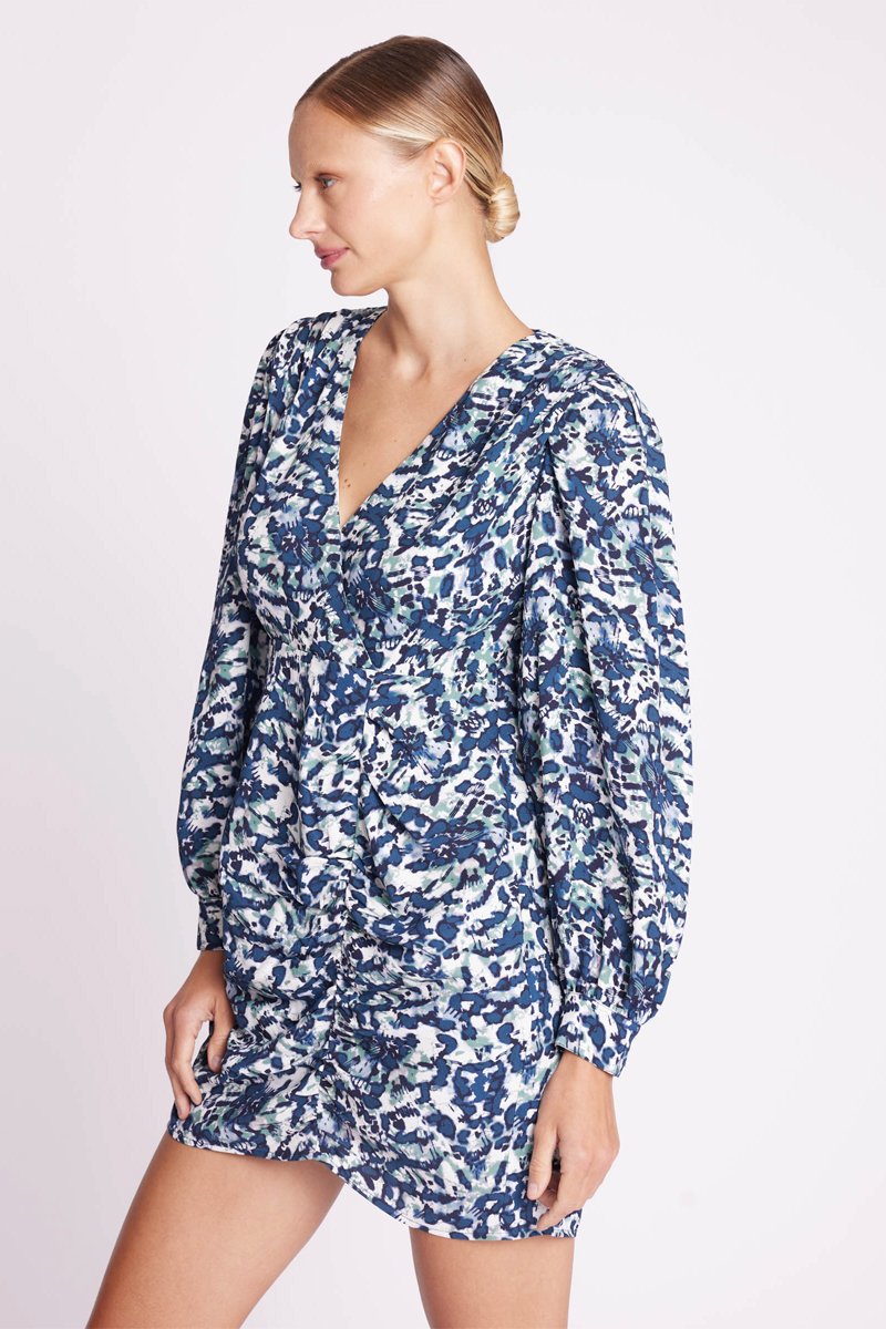 Robe Courte Plis Sur Epaules - Dye