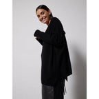 Pull - Etila - Noir - NOTSHY - The Bradery