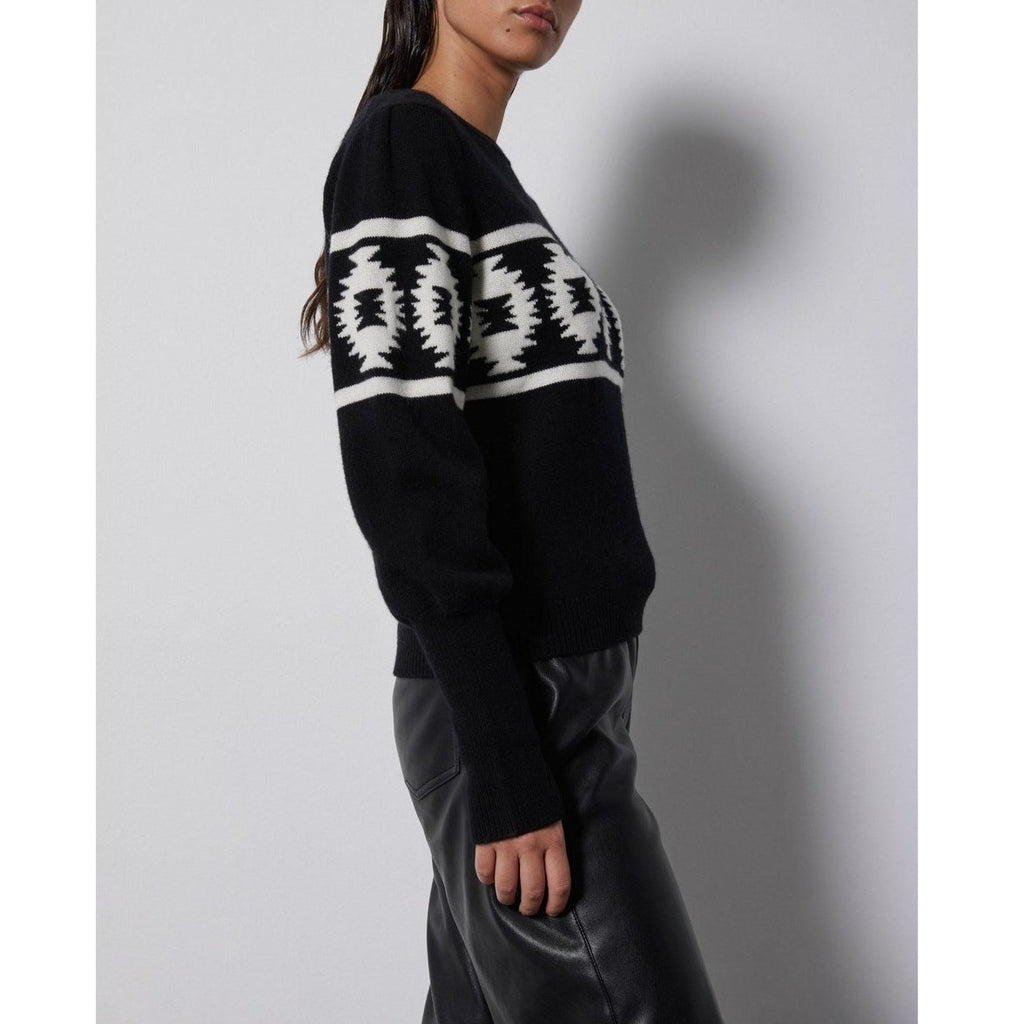 Pull - Masha - Noir - NOTSHY - The Bradery