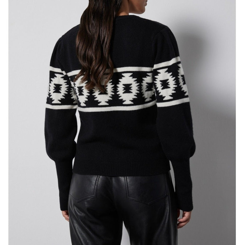 Pull - Masha - Noir - NOTSHY - The Bradery