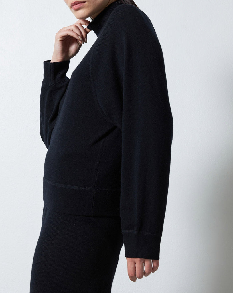 Pull Soa - Noir - Notshy - The Bradery