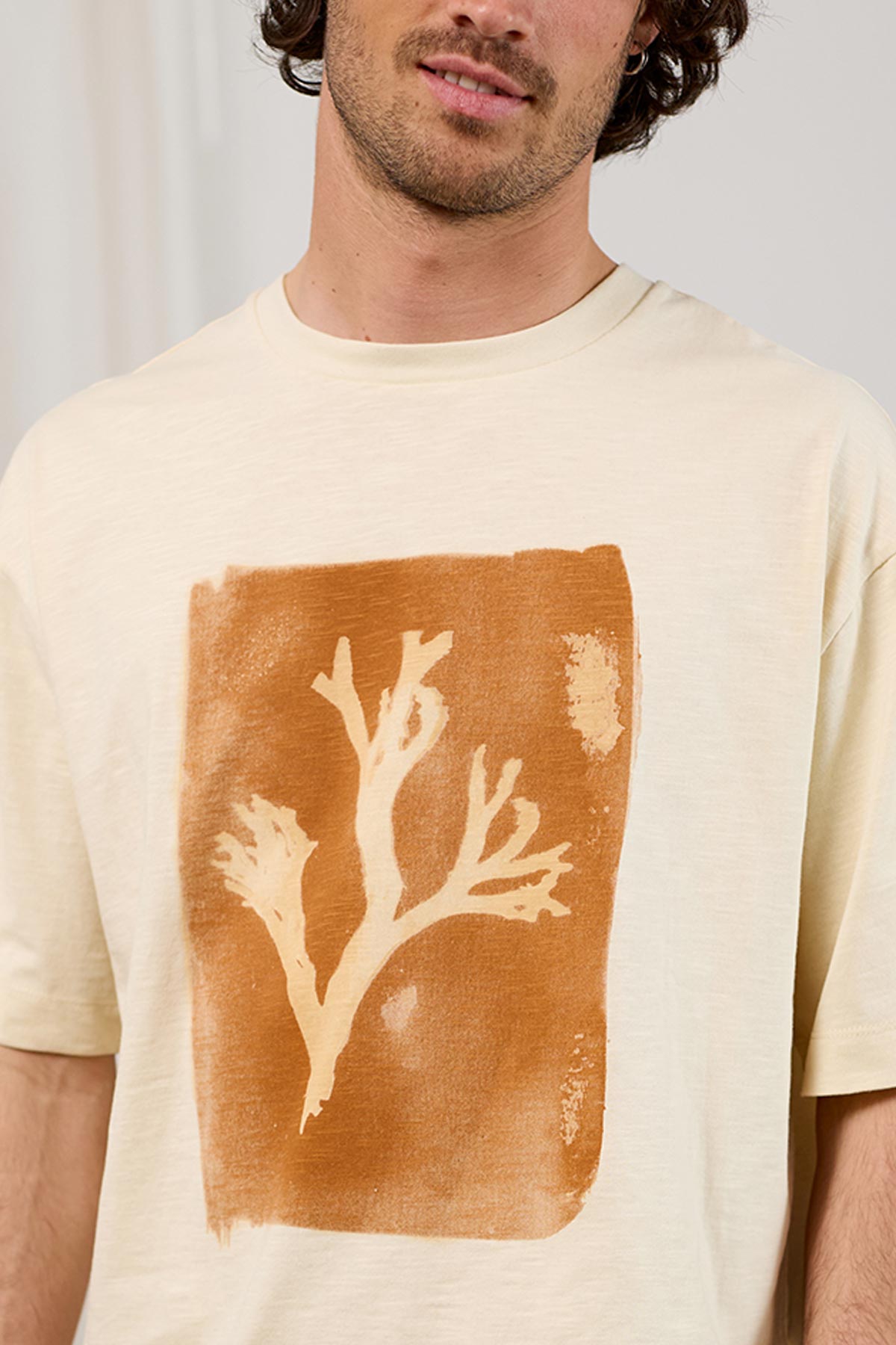 meta-preview, vintage seaweed print tee