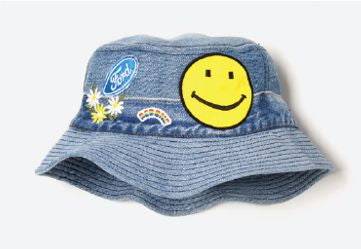 Chapeau Levis Patched Bucket - Indigo