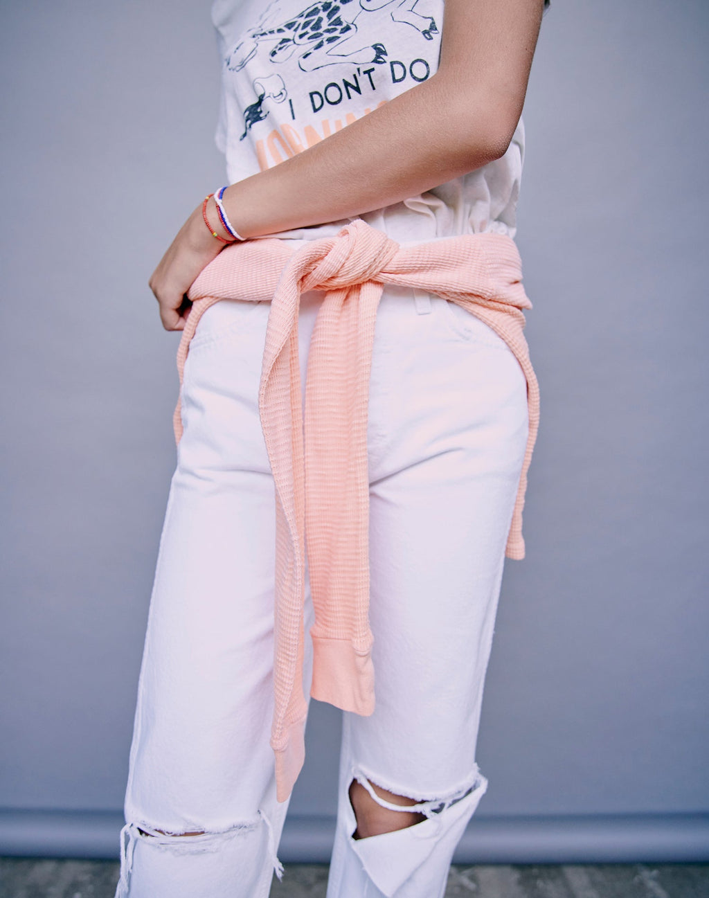 Jean 90S High Rise Loose - White With Rips
