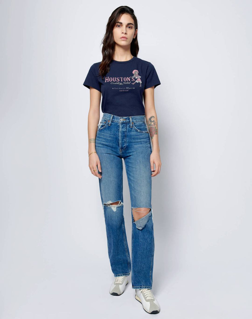Jean 90S High Rise Loose - Washed Indigo W/ Rip