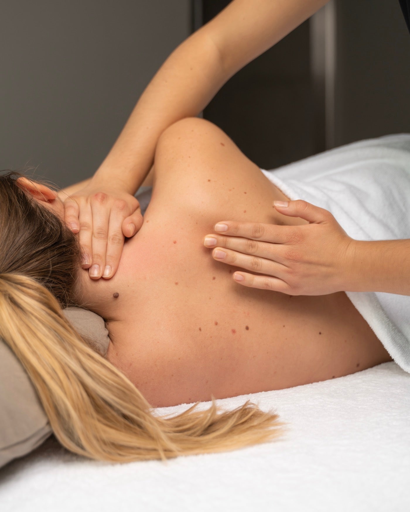 Domaine Reine Margot - Issy-Les-Moulineaux - Massage au choix 1H Et Accès Au Spa 1H (1 Personne)