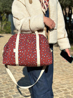 sac-a-langer-maternite-maman-joseph-graou-brique-bordeaux-milinane-ambiance-1