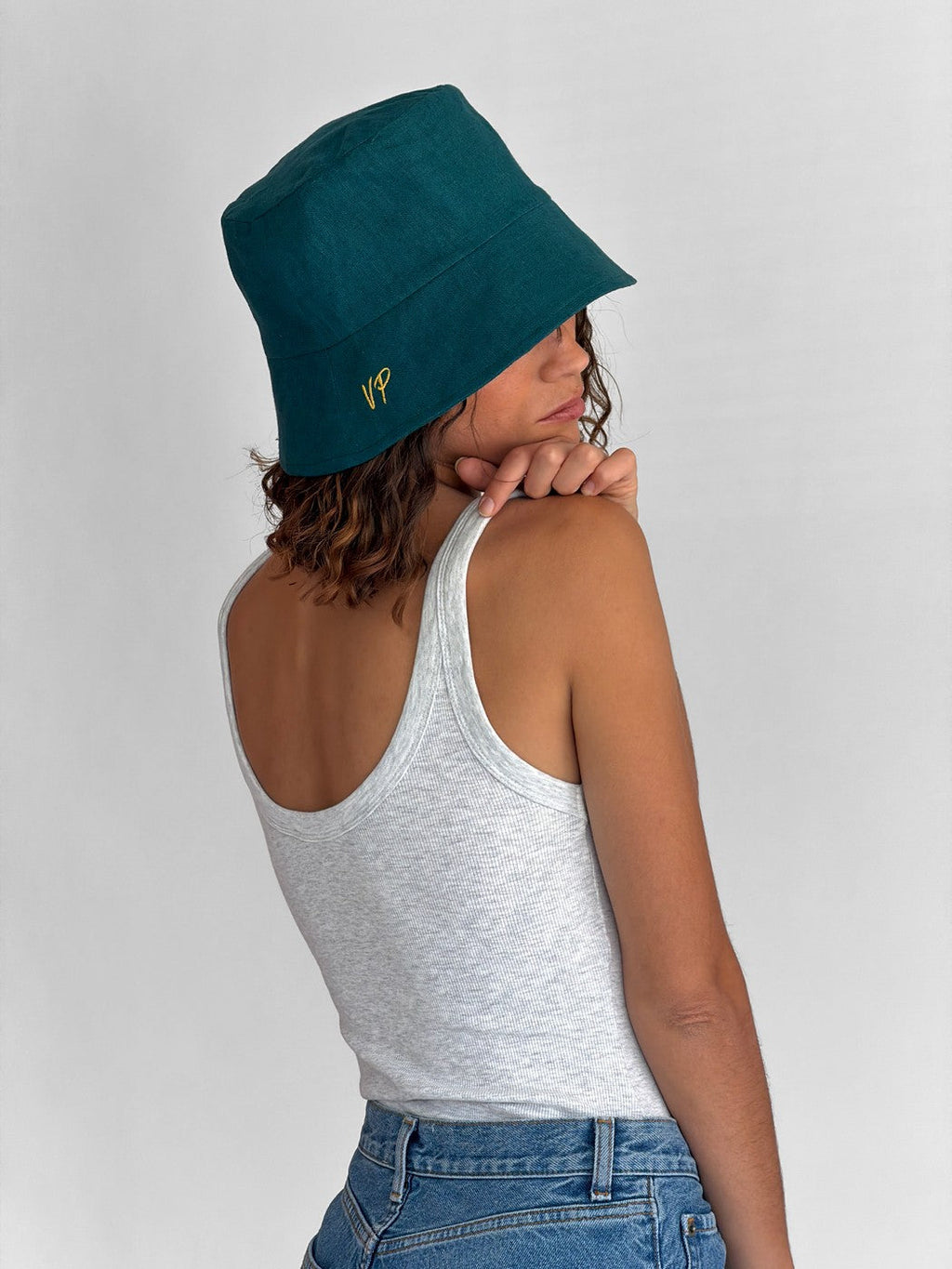 Bob Saul - Canard Linen