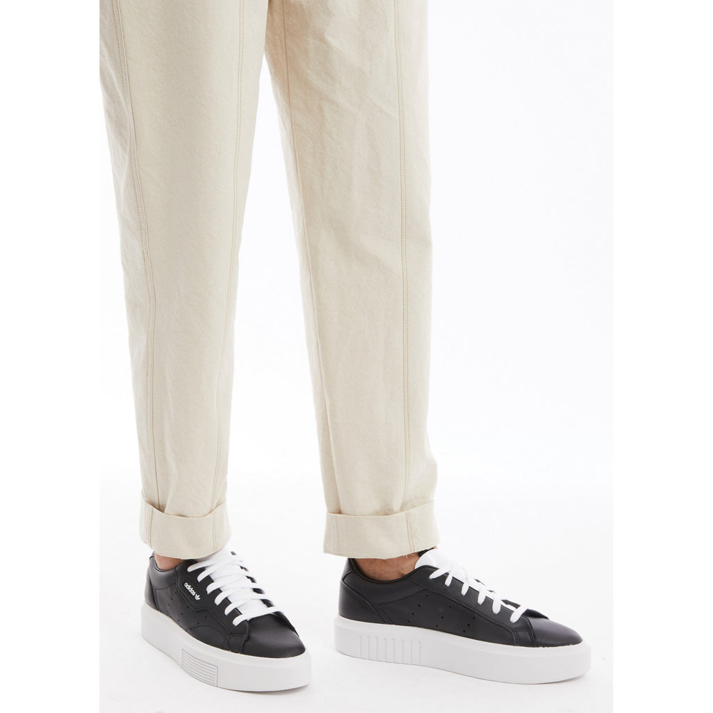 Sleek Super - Black - Baskets - Adidas - The Bradery