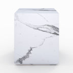 table d appoint lison en marbre blanc carre