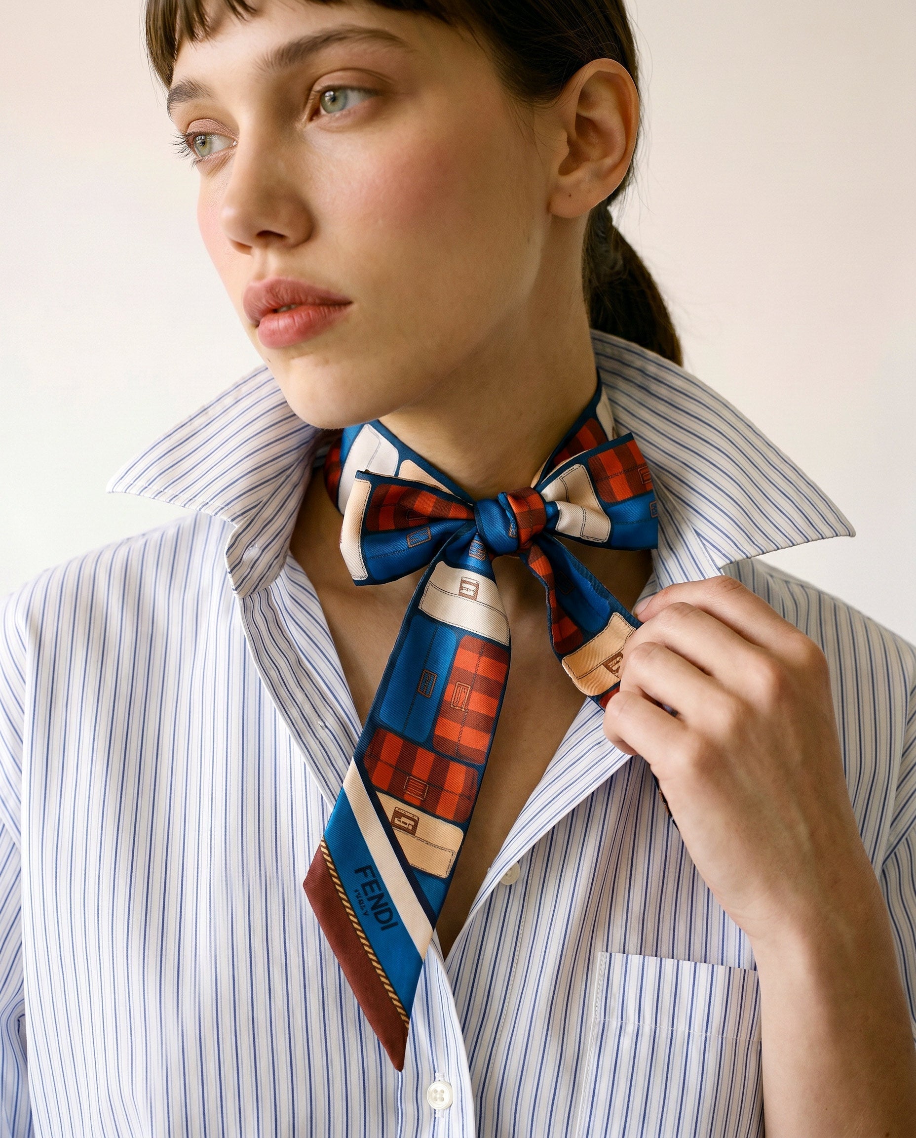 Twilly Fendi Motif Baguettes