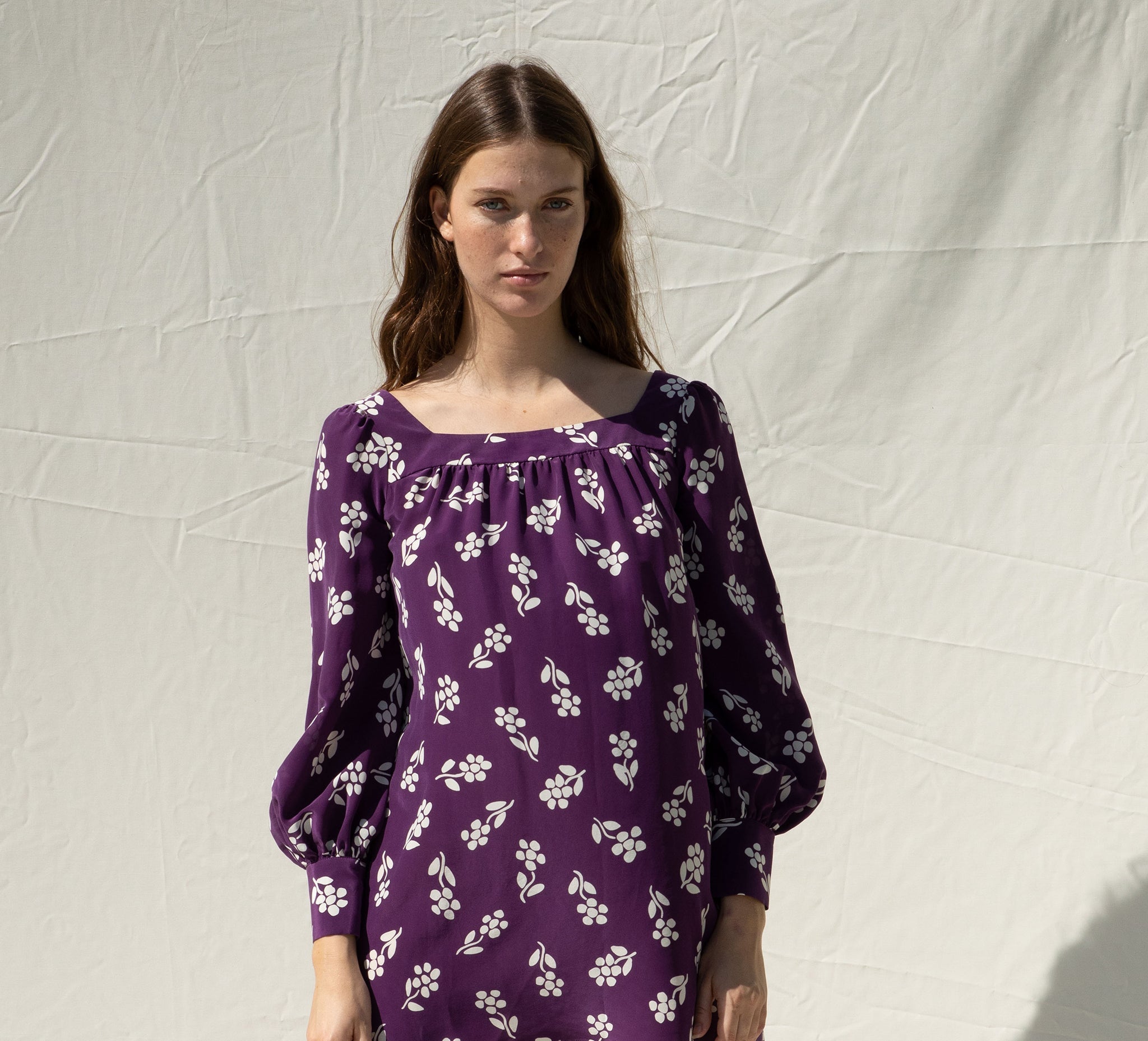 Robe Ava 1