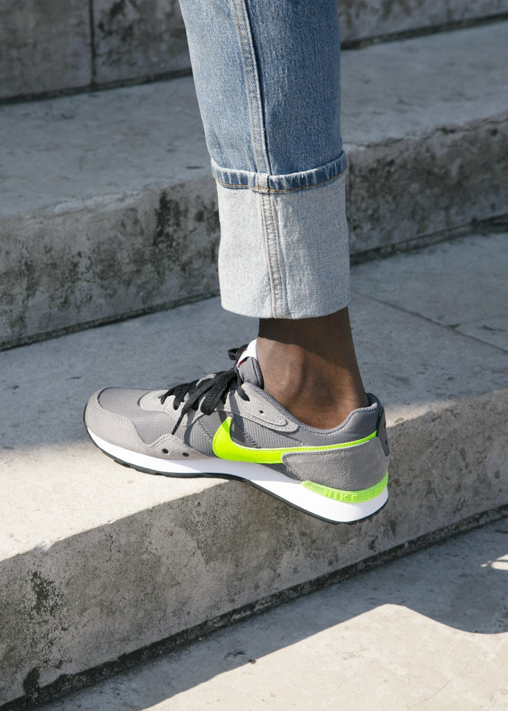 Venture Runner - Homme - Gris - Nike2 - The Bradery