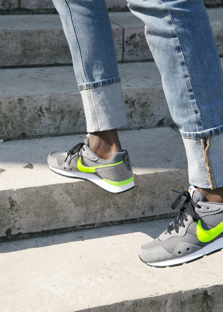 Venture Runner - Homme - Gris - Nike2 - The Bradery