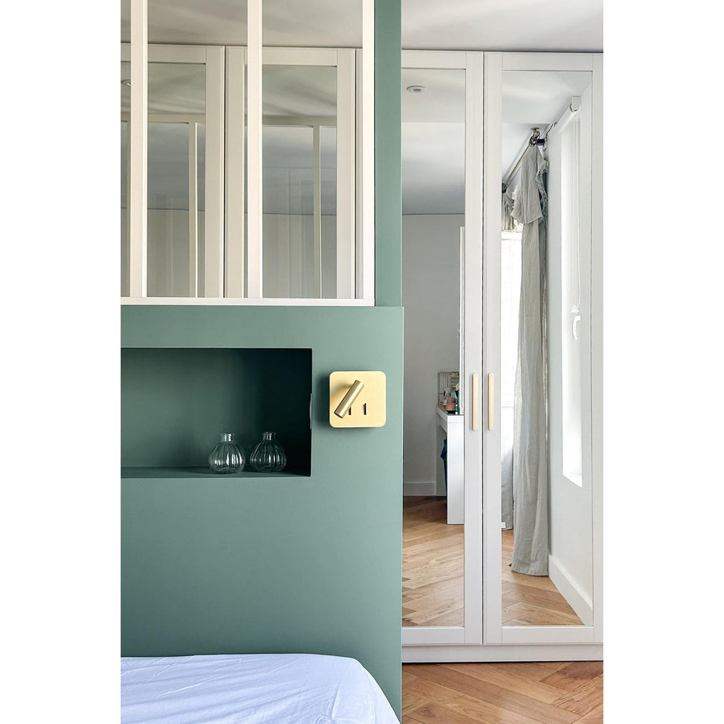 Inspiration déco : ambiance 1 avec la peinture Salvia calma - teinte vert de gris || @berenicefallot